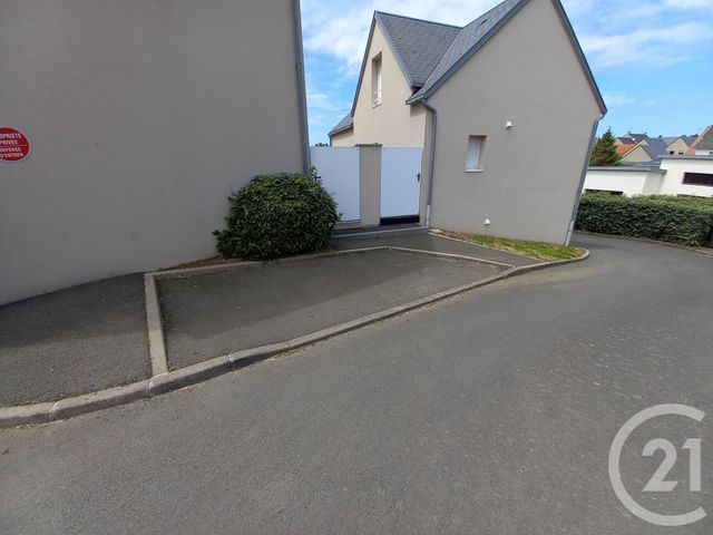 Parking à louer DONVILLE LES BAINS