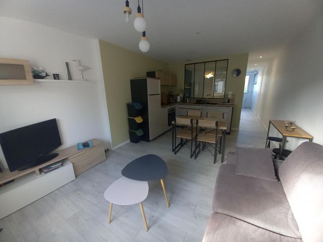 Appartement à louer - 2 pièces - 37.46 m2 - GRANVILLE - 50 - BASSE-NORMANDIE - Century 21 Royer Immo